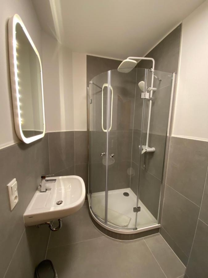 Zur Waldlust Hotell Frankfurt am Main Exteriör bild